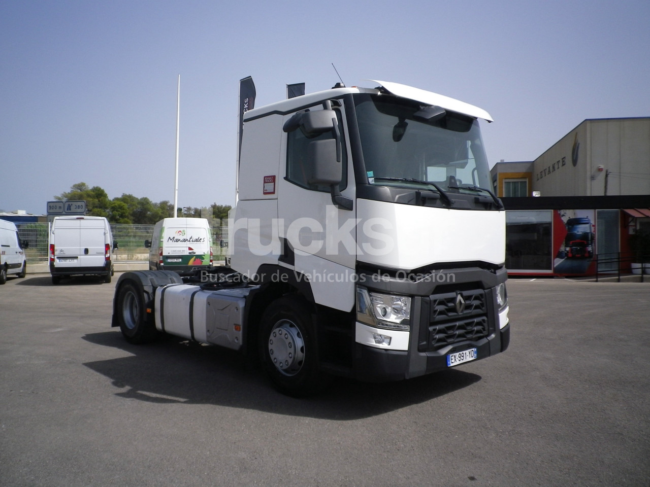 RENAULT T520 NIGHT AND DAY - Tracteur routier: photos 2 RENAULT T520 NIGHT AND DAY - Tracteur routier: photos 2