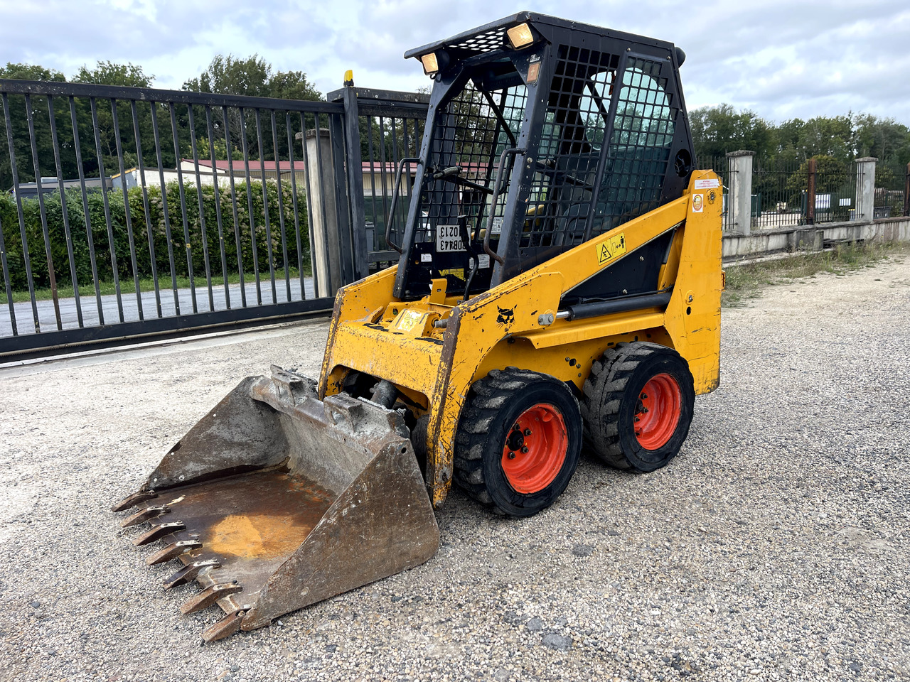 BOBCAT S70 - Mini chargeuse: photos 1 BOBCAT S70 - Mini chargeuse: photos 1