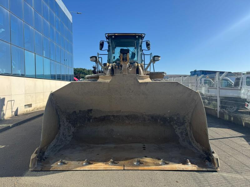 Caterpillar 966M - Chargeuse sur pneus: photos 4 Caterpillar 966M - Chargeuse sur pneus: photos 4