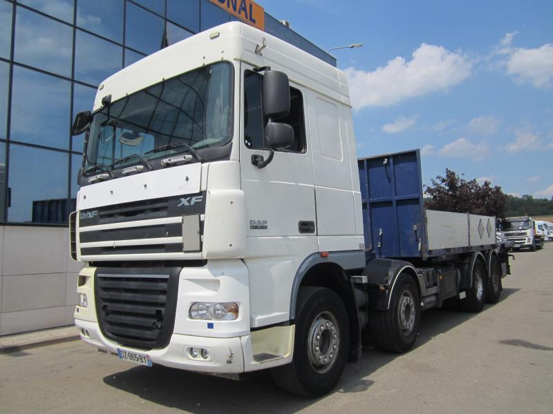 DAF XF105 460 - Camion plateau: photos 1 DAF XF105 460 - Camion plateau: photos 1