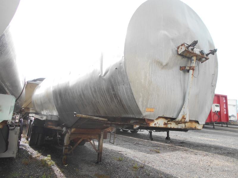 Fruehauf - Semi-remorque citerne: photos 2 Fruehauf - Semi-remorque citerne: photos 2
