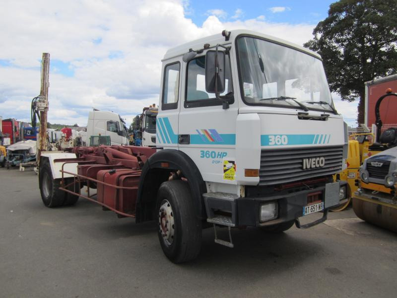 Iveco Unic - Camion ampliroll: photos 1 Iveco Unic - Camion ampliroll: photos 1
