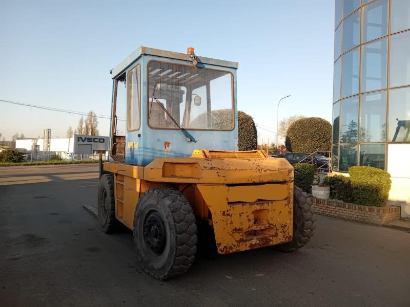 Linde H100 - Chariot élévateur diesel: photos 2 Linde H100 - Chariot élévateur diesel: photos 2