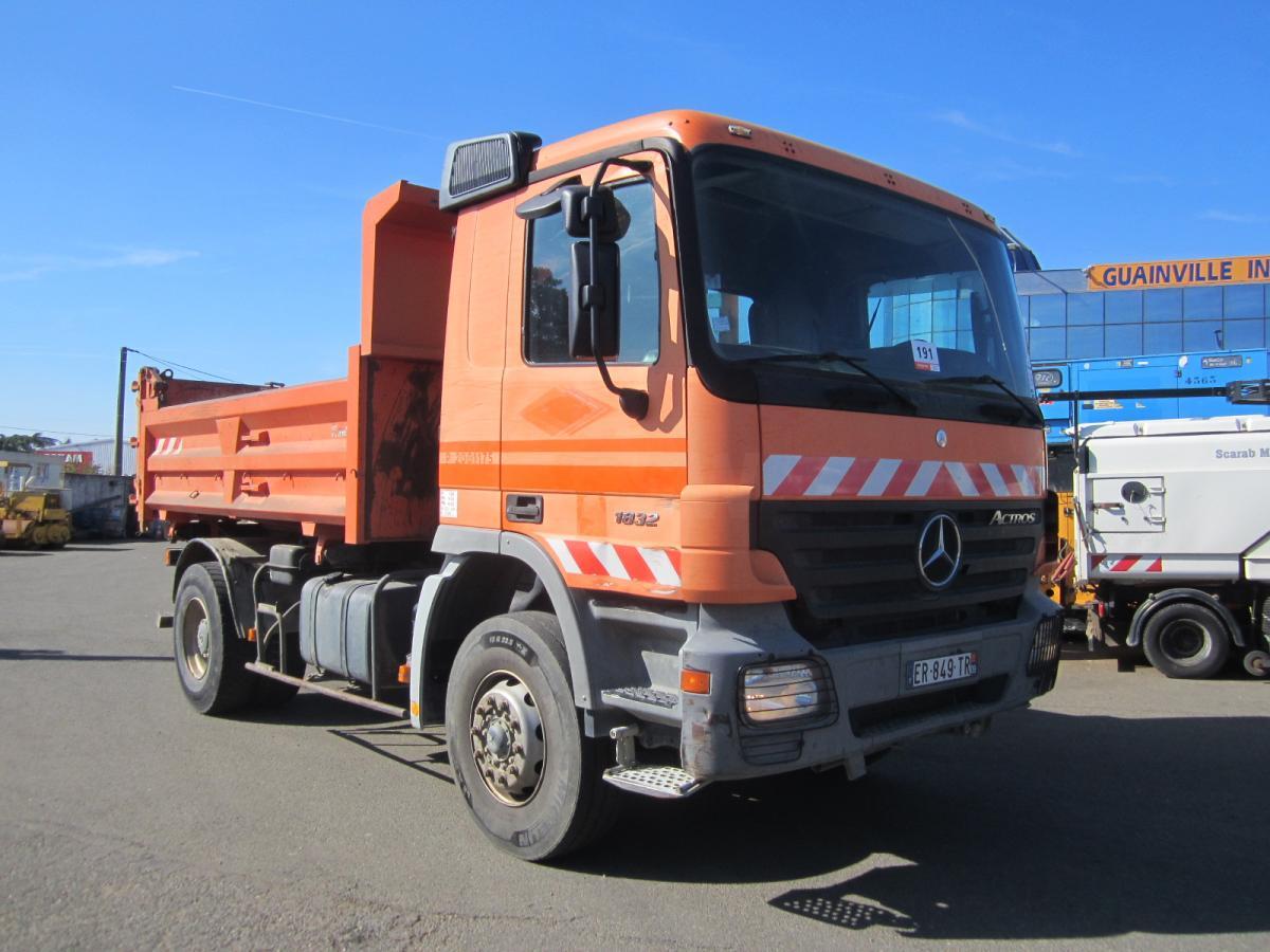 Mercedes Actros 1832 - Camion benne: photos 1 Mercedes Actros 1832 - Camion benne: photos 1