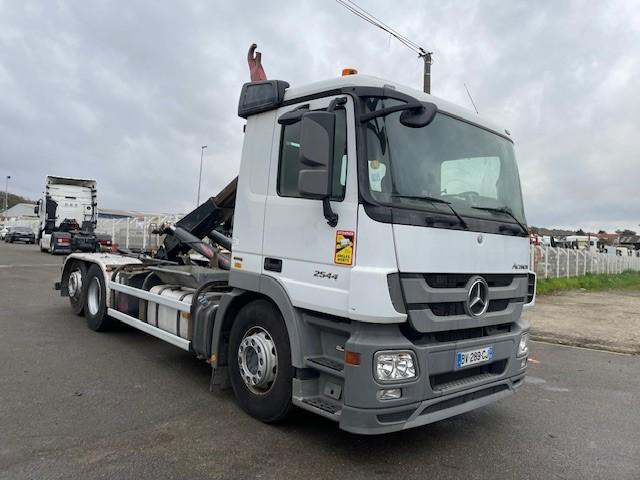 Mercedes Actros 2544 - Camion ampliroll: photos 2 Mercedes Actros 2544 - Camion ampliroll: photos 2