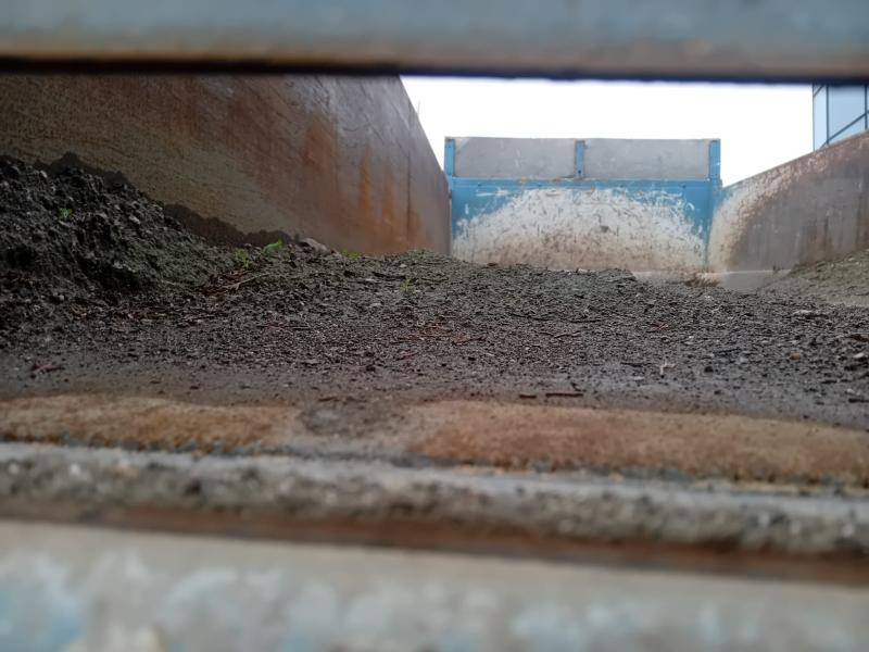 Mercedes Arocs 4143 - Camion benne: photos 3 Mercedes Arocs 4143 - Camion benne: photos 3