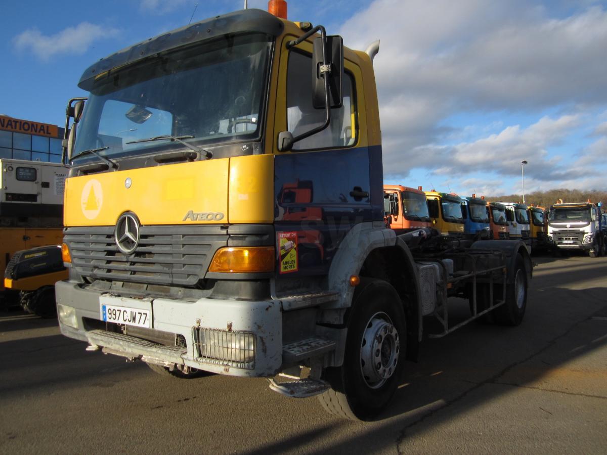 Mercedes Atego 1823 - Camion ampliroll: photos 1 Mercedes Atego 1823 - Camion ampliroll: photos 1