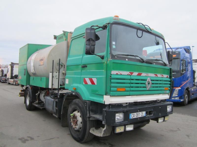 Renault G 340 TI MANAGER - Camion citerne, Travaux routiers: photos 2 Renault G 340 TI MANAGER - Camion citerne, Travaux routiers: photos 2