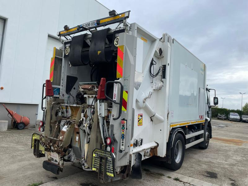 Renault Midlum 270.18 DXI - Benne à ordures ménagères: photos 4 Renault Midlum 270.18 DXI - Benne à ordures ménagères: photos 4