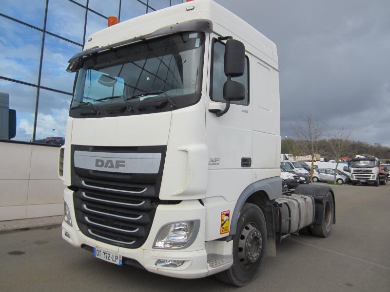 DAF XF105 460 - Tracteur routier: photos 1 DAF XF105 460 - Tracteur routier: photos 1