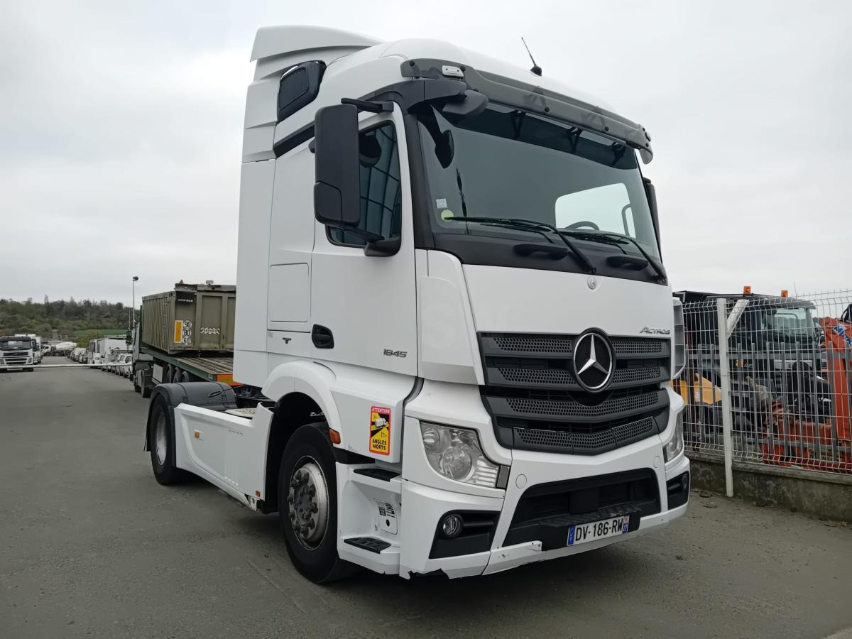 Mercedes Actros 1845 - Tracteur routier: photos 1 Mercedes Actros 1845 - Tracteur routier: photos 1