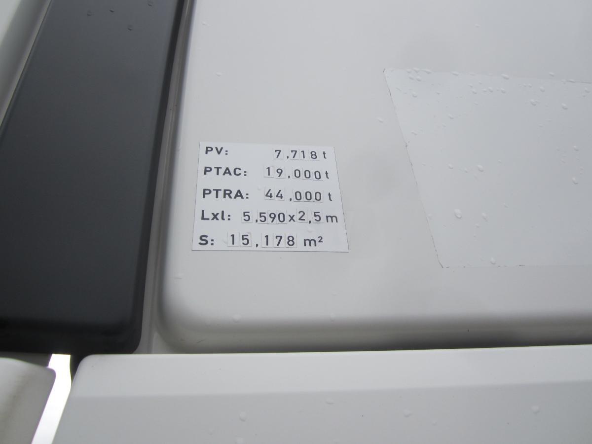 Renault Gamme T 440 - Tracteur routier: photos 4 Renault Gamme T 440 - Tracteur routier: photos 4