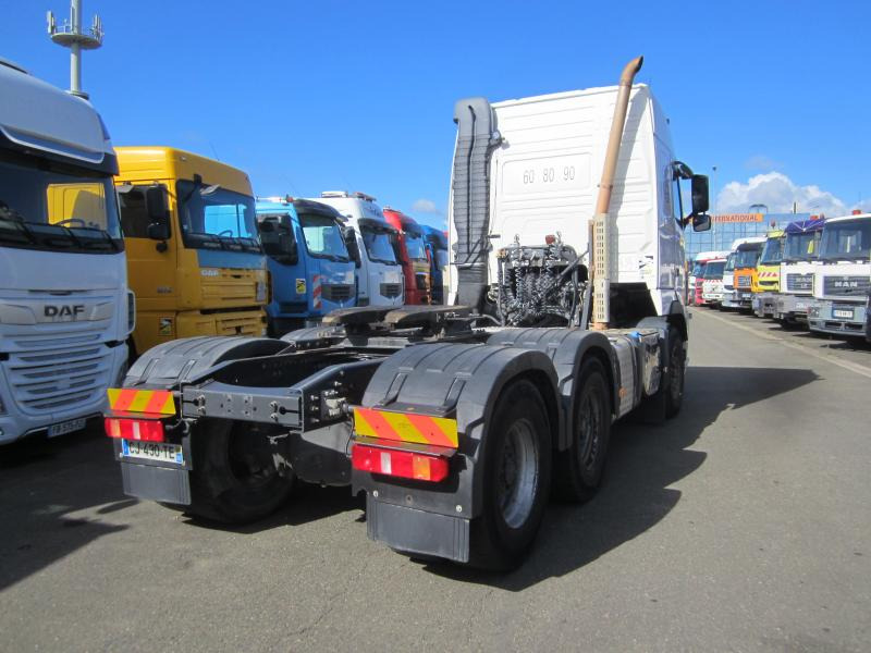Tracteur routier Volvo FH16 700: photos 8