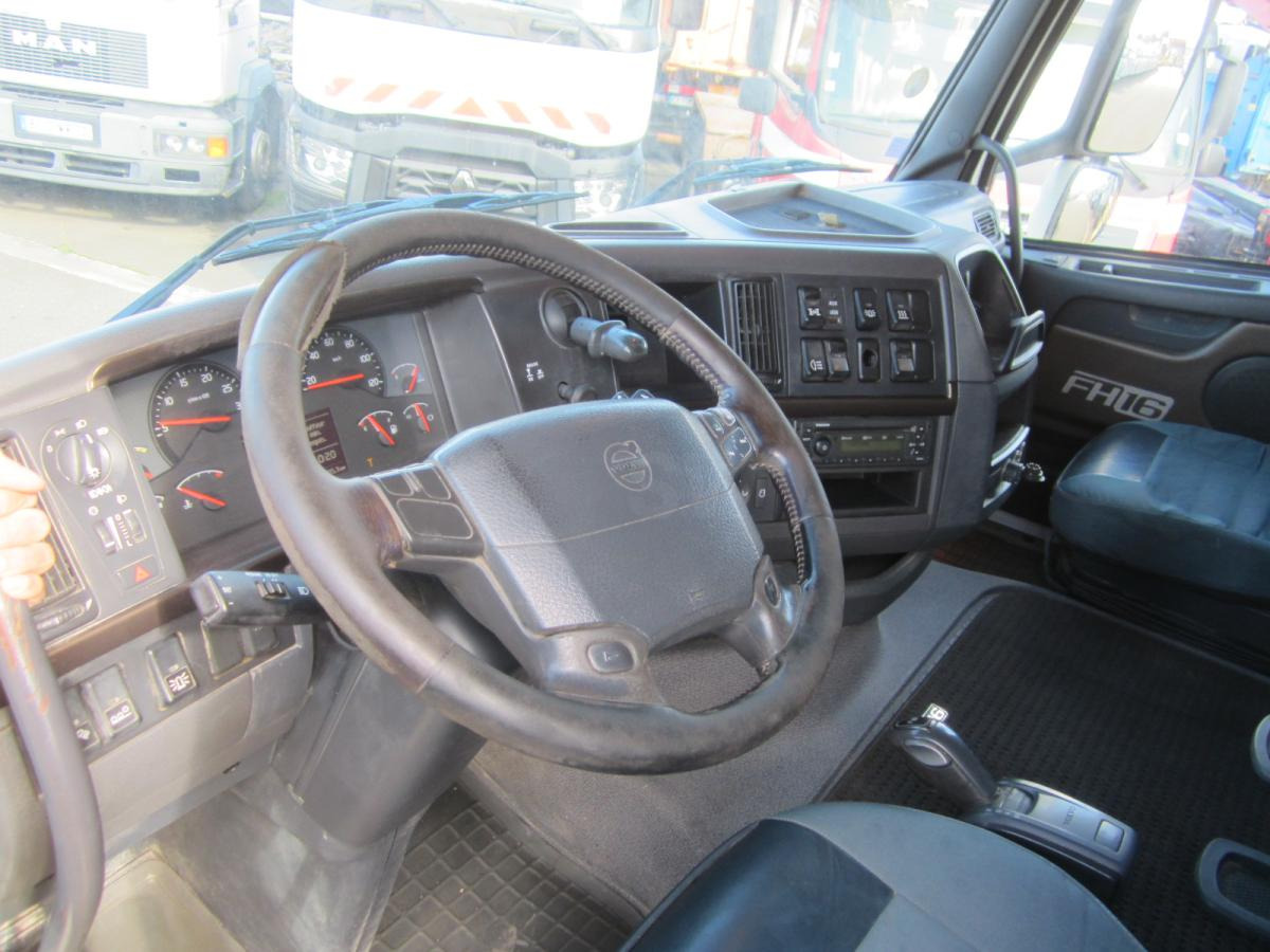 Tracteur routier Volvo FH16 700: photos 10