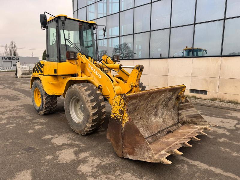 Volvo L 35 BZ - Chargeuse sur pneus: photos 2 Volvo L 35 BZ - Chargeuse sur pneus: photos 2