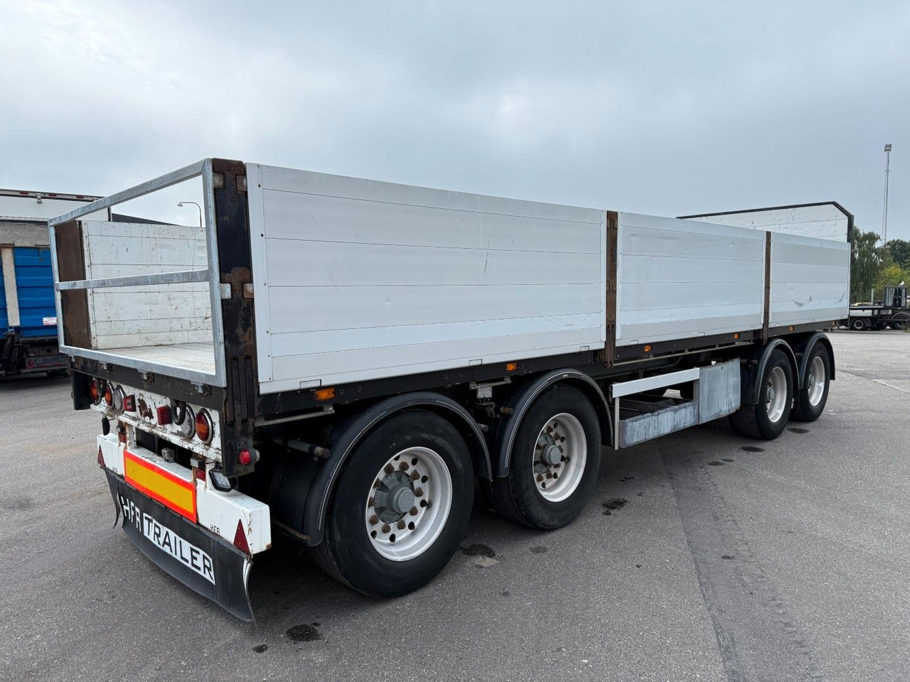 HFR 30 t. 4 axle Platform 8,15 m. - Remorque plateau: photos 3 HFR 30 t. 4 axle Platform 8,15 m. - Remorque plateau: photos 3