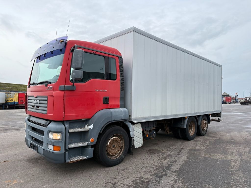 MAN TGA 26.320 6x2 7.15 m Alu Box - Camion fourgon: photos 1 MAN TGA 26.320 6x2 7.15 m Alu Box - Camion fourgon: photos 1
