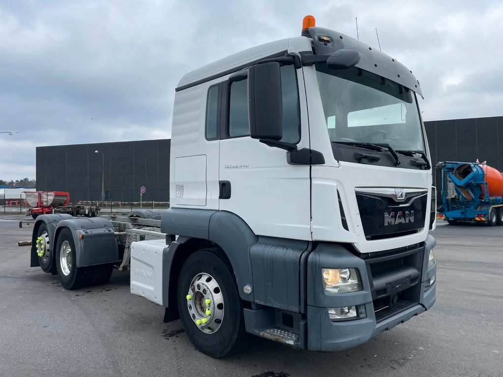 MAN TGS 26.440 6x2*4 ADR Fahrgestell Euro 6 - Châssis cabine: photos 2 MAN TGS 26.440 6x2*4 ADR Fahrgestell Euro 6 - Châssis cabine: photos 2
