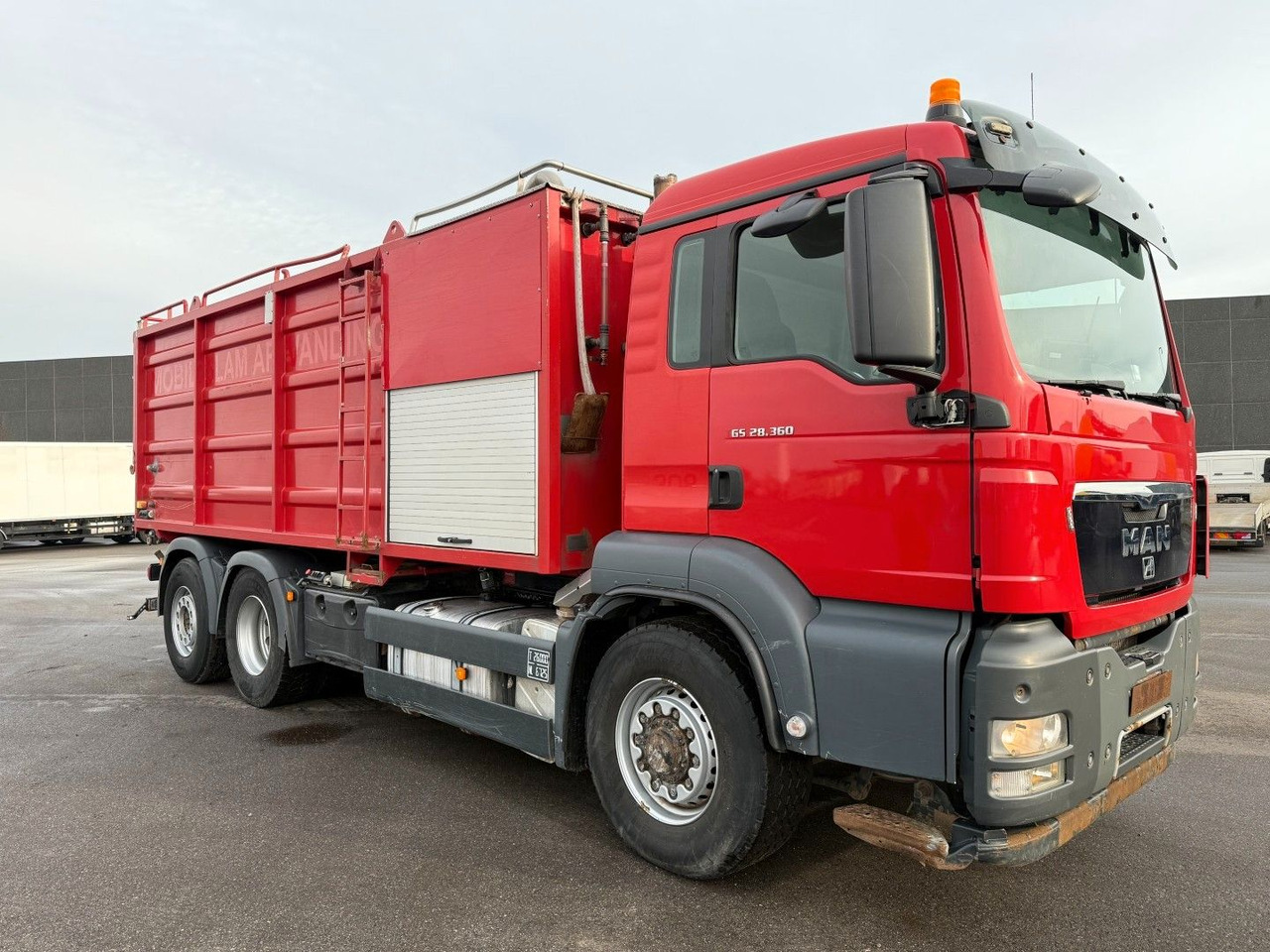 MAN TGS 28.360 6x4H*4 Hydrodrive / Simon Moos KSA MAN TGS 28.360 6x4H*4 Hydrodrive/Moos KSA VacuDrain - Camion hydrocureur: photos 3 MAN TGS 28.360 6x4H*4 Hydrodrive / Simon Moos KSA MAN TGS 28.360 6x4H*4 Hydrodrive/Moos KSA VacuDrain - Camion hydrocureur: photos 3