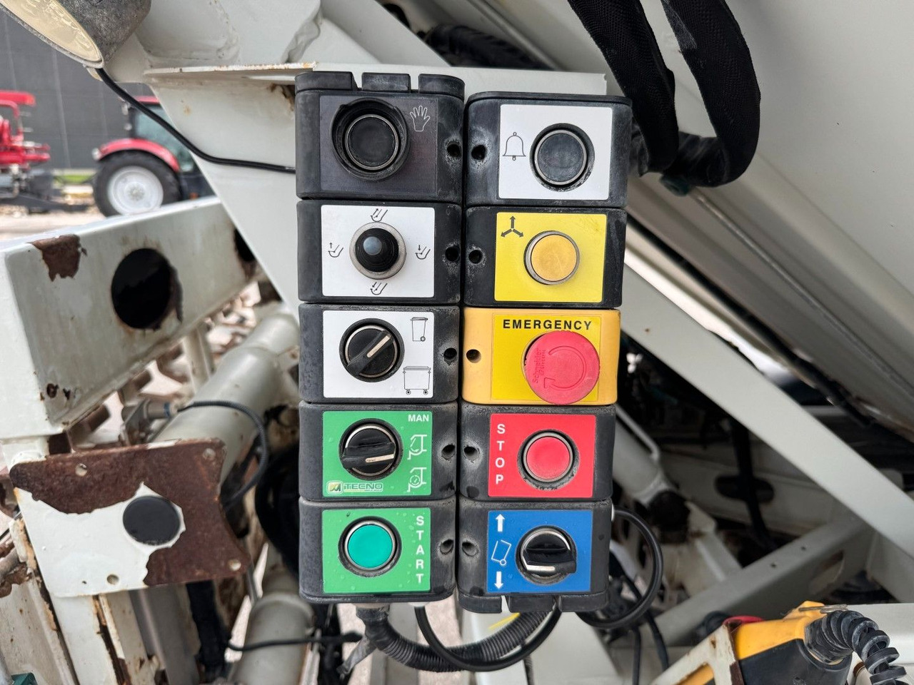 Benne à ordures ménagères Renault D7.5 180 4x2 Semat/Techno Azimut 8 m3 Garbage: photos 11