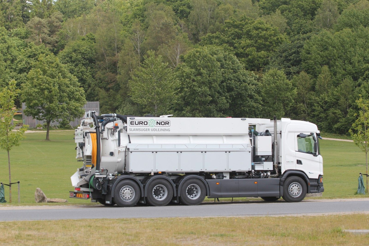 Scania G460 B8x4*4NBMN Bucher FlexLine CM140 - Camion hydrocureur: photos 3 Scania G460 B8x4*4NBMN Bucher FlexLine CM140 - Camion hydrocureur: photos 3