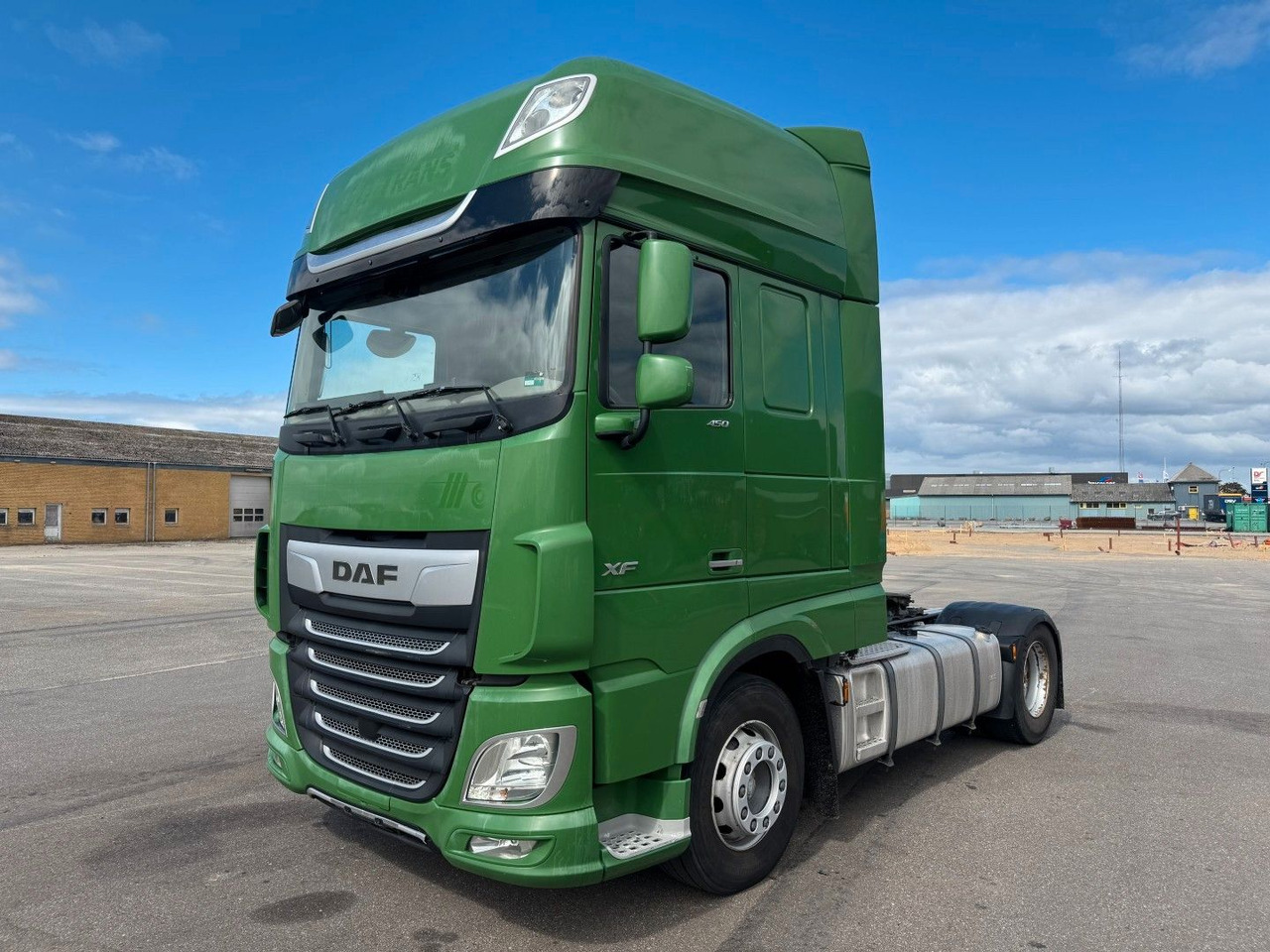 DAF XF 450 4x2 SSC Euro 6 - Tracteur routier: photos 1 DAF XF 450 4x2 SSC Euro 6 - Tracteur routier: photos 1