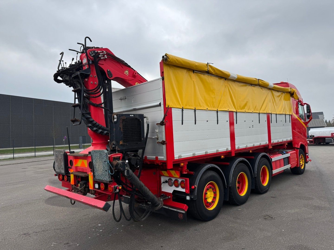 Volvo FH500 8x4*4 Tipper / Kipper (No Crane) - Camion benne: photos 3 Volvo FH500 8x4*4 Tipper / Kipper (No Crane) - Camion benne: photos 3