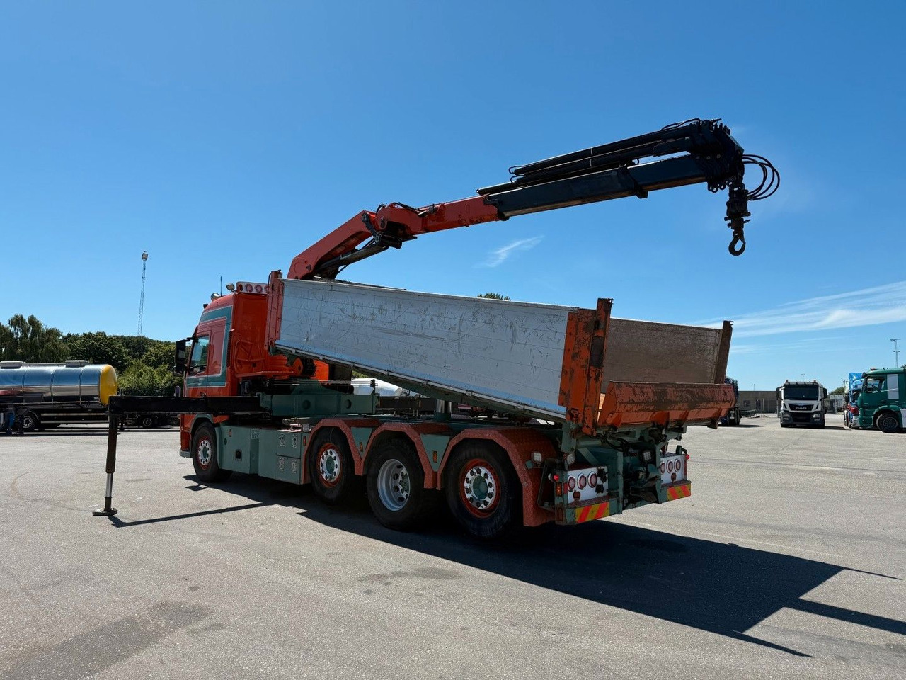 Volvo FM500 8x2*6 Crane HMF 2620 K5 Pendel Tipper - Camion grue: photos 4 Volvo FM500 8x2*6 Crane HMF 2620 K5 Pendel Tipper - Camion grue: photos 4