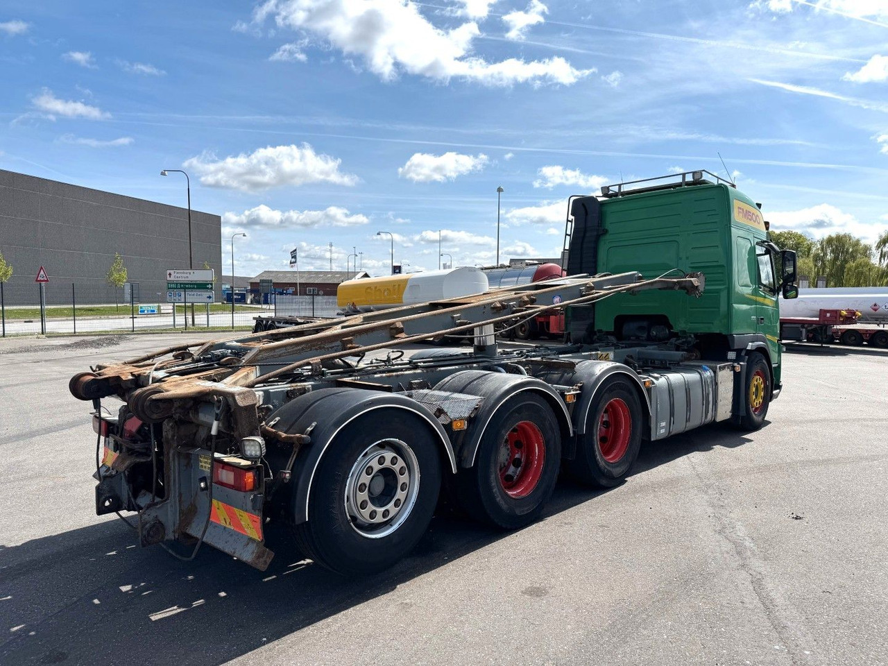 Volvo FM500 8x4*4 HMF Kipper Euro 5 - Camion benne: photos 3 Volvo FM500 8x4*4 HMF Kipper Euro 5 - Camion benne: photos 3