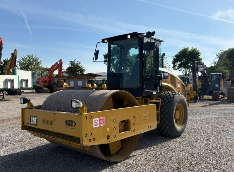 Caterpillar CS66B - Compacteur à pieds de mouton/ Monocylindre: photos 2 Caterpillar CS66B - Compacteur à pieds de mouton/ Monocylindre: photos 2