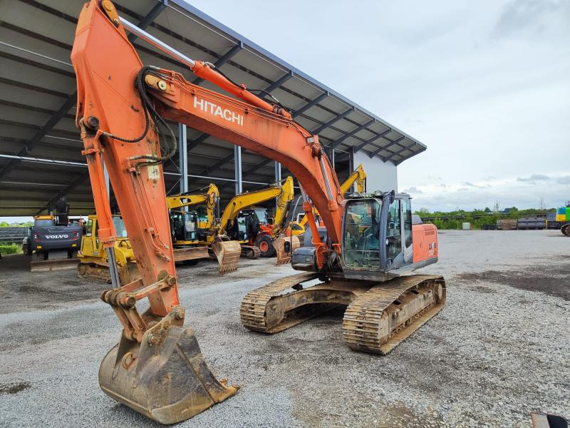 Hitachi ZX280LC-3H - Pelle sur chenille: photos 2 Hitachi ZX280LC-3H - Pelle sur chenille: photos 2