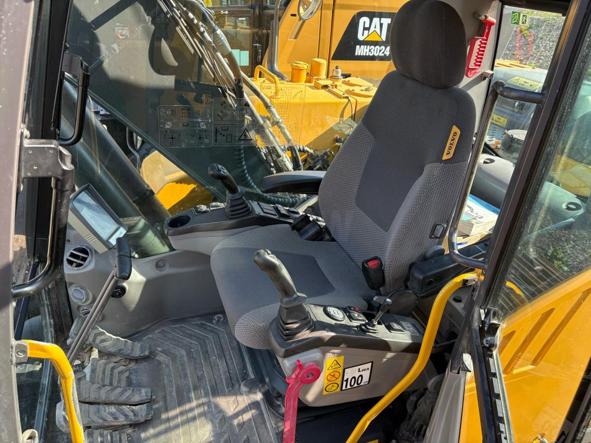 Volvo EC140 D - Pelle sur chenille: photos 5 Volvo EC140 D - Pelle sur chenille: photos 5