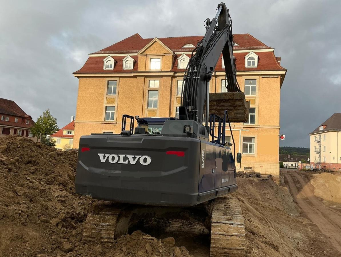 Volvo EC220EL - Pelle sur chenille: photos 5 Volvo EC220EL - Pelle sur chenille: photos 5