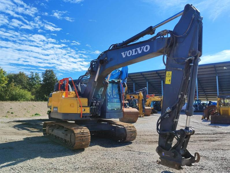 Volvo ECR235EL - Pelle sur chenille: photos 3 Volvo ECR235EL - Pelle sur chenille: photos 3