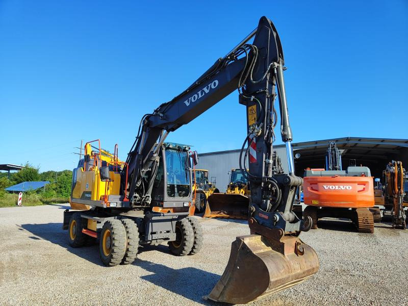 Volvo EW160E - Pelle sur pneus: photos 3 Volvo EW160E - Pelle sur pneus: photos 3