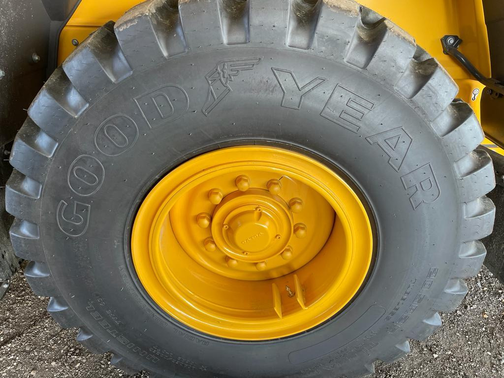 Volvo L60H - Chargeuse sur pneus: photos 5 Volvo L60H - Chargeuse sur pneus: photos 5
