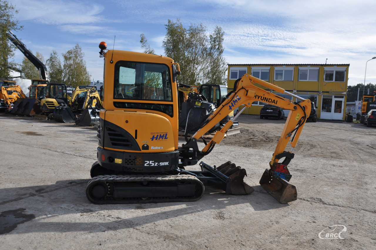 Mini pelle Hyundai R25Z-9AK: photos 6