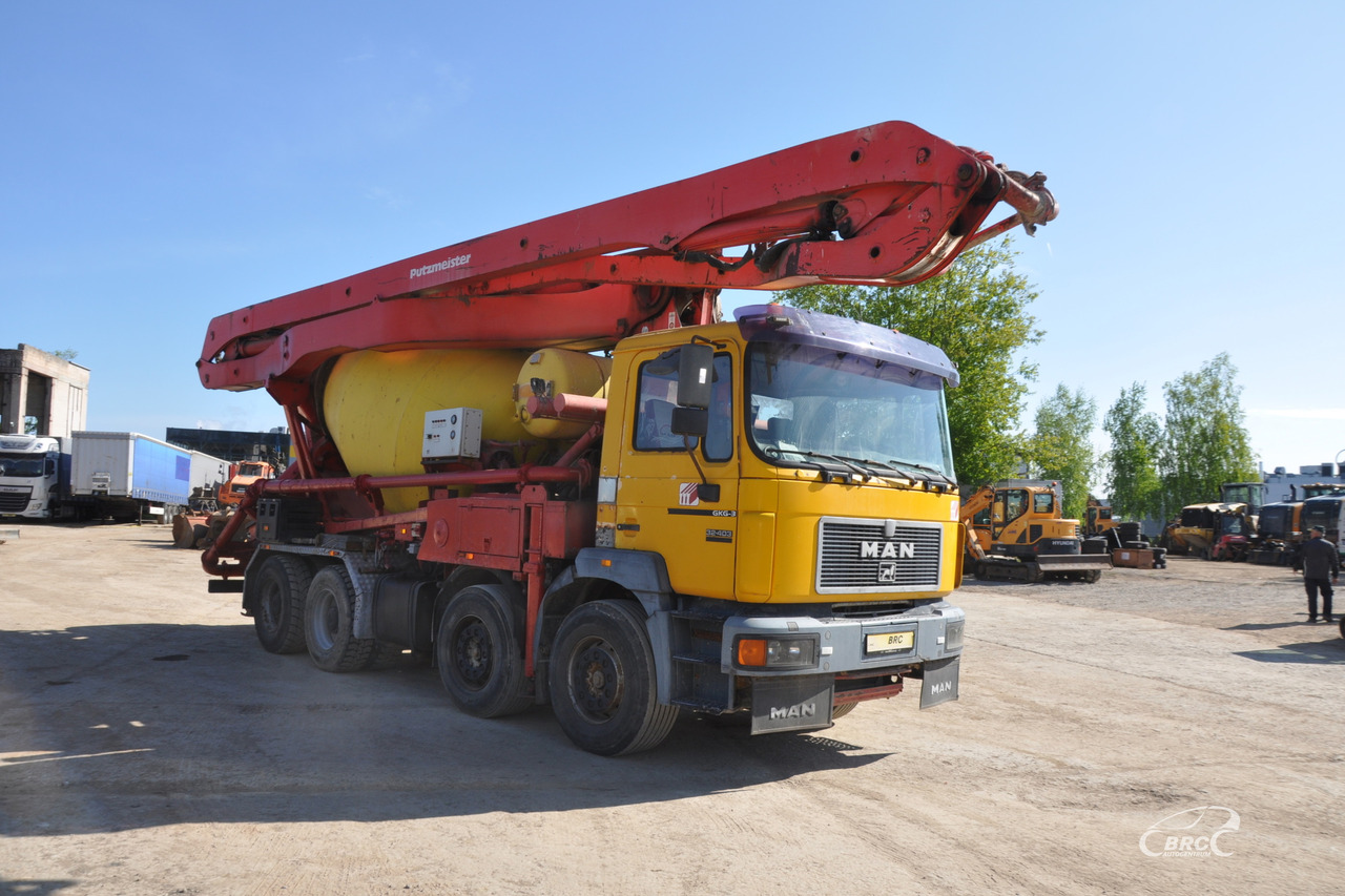 MAN 32.403 - Camion malaxeur: photos 2 MAN 32.403 - Camion malaxeur: photos 2