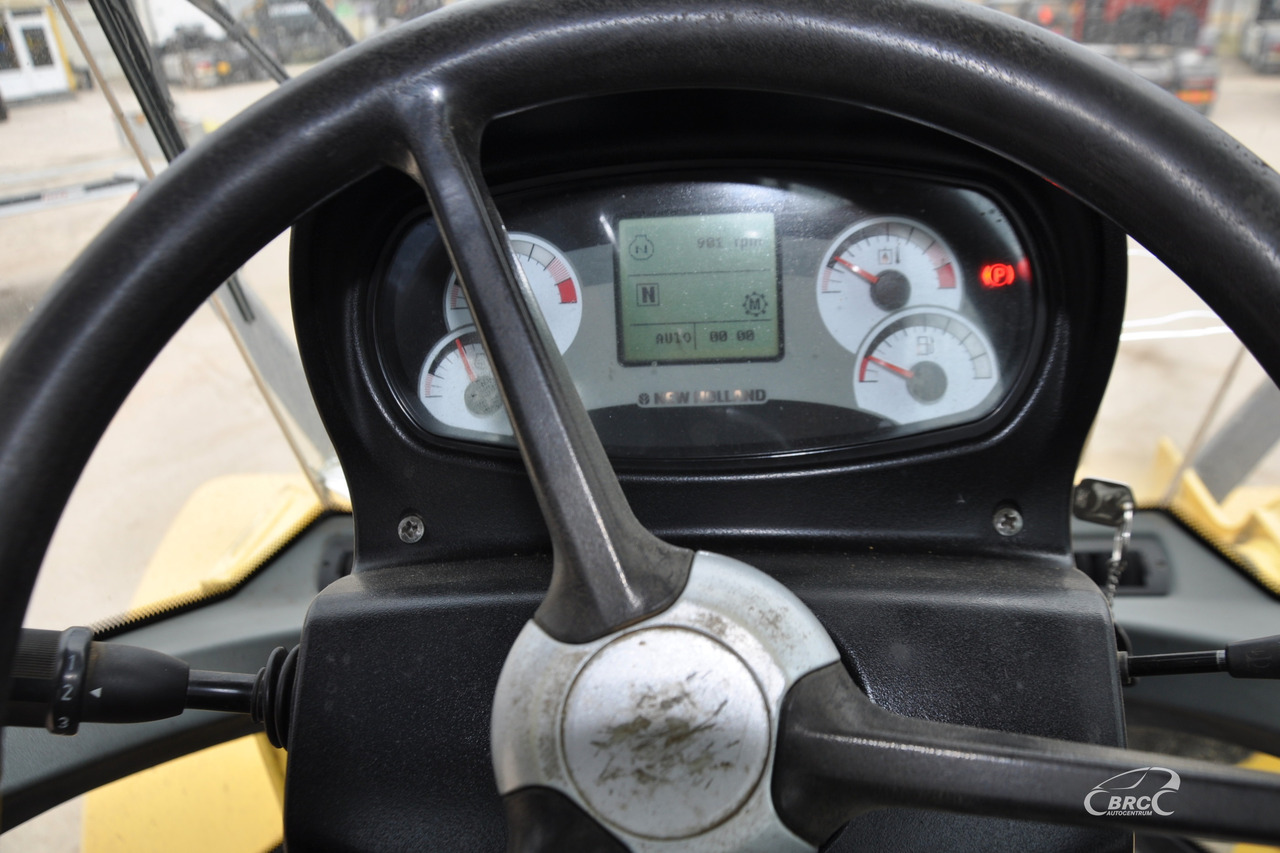 Chargeuse sur pneus New Holland W270B: photos 18 Chargeuse sur pneus New Holland W270B: photos 18