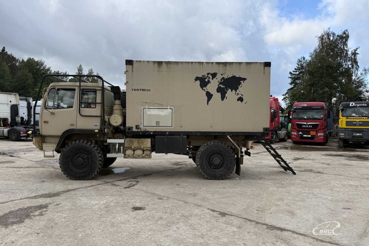 Stewart & Stevenson M1078 LMTV - Camion porte-voitures: photos 3 Stewart & Stevenson M1078 LMTV - Camion porte-voitures: photos 3