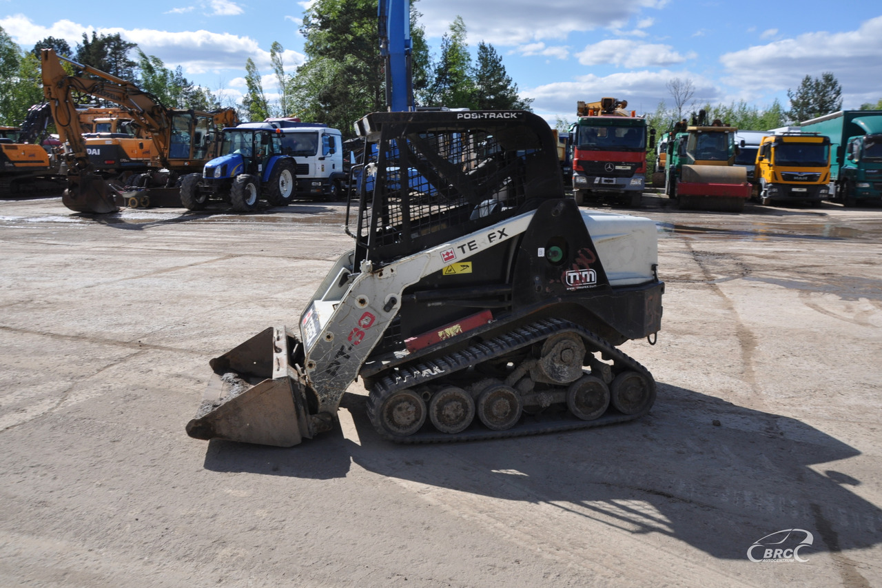 Terex PT30A - Mini chargeuse: photos 3 Terex PT30A - Mini chargeuse: photos 3
