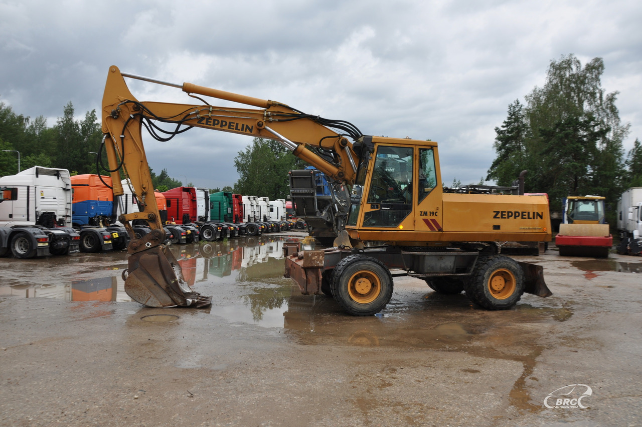 Zeppelin ZM19 - Pelle sur pneus: photos 3 Zeppelin ZM19 - Pelle sur pneus: photos 3