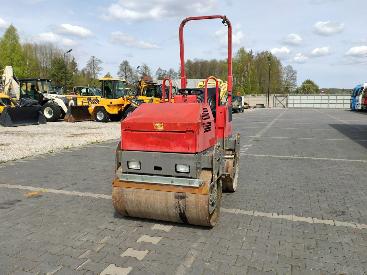 Bomag BW 100 ADM-2 1,6t - Compacteur: photos 3 Bomag BW 100 ADM-2 1,6t - Compacteur: photos 3