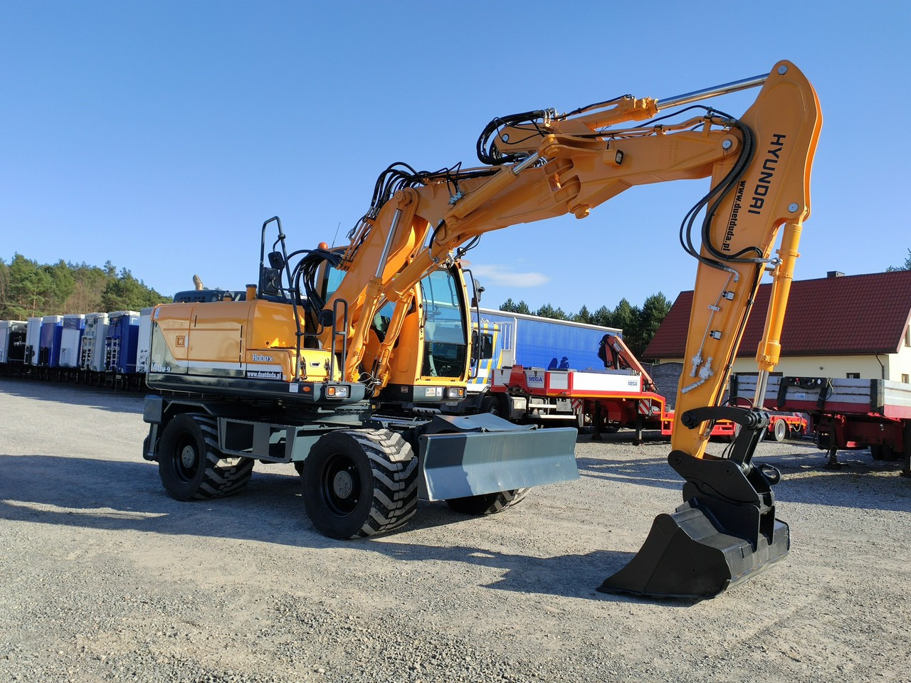 Hyundai 140W-9 Łyżka Skarpowa+Szybko Złącze !!! STAN Bardzo Dobry !!! - Pelle sur pneus: photos 2 Hyundai 140W-9 Łyżka Skarpowa+Szybko Złącze !!! STAN Bardzo Dobry !!! - Pelle sur pneus: photos 2