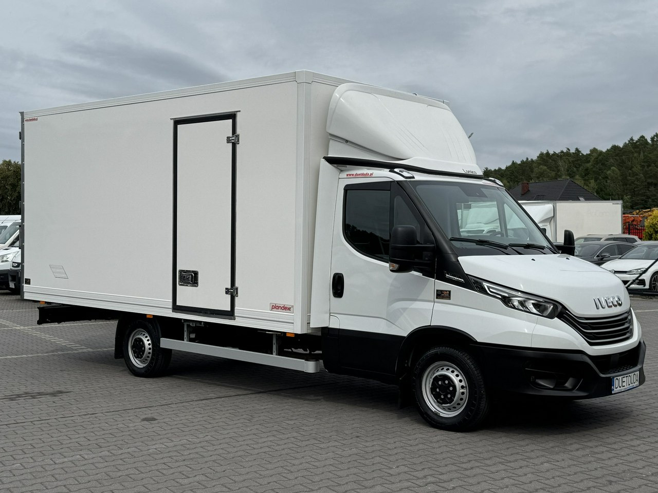 Iveco Daily 35S18 H - Fourgon: photos 1 Iveco Daily 35S18 H - Fourgon: photos 1
