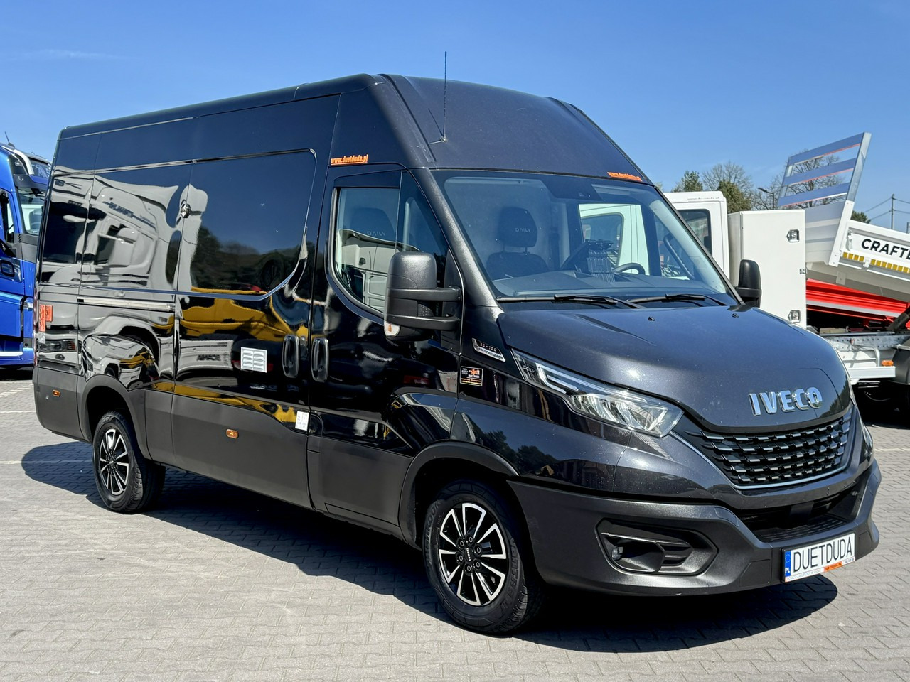 Iveco Daily 35S18 - Fourgon utilitaire: photos 1 Iveco Daily 35S18 - Fourgon utilitaire: photos 1