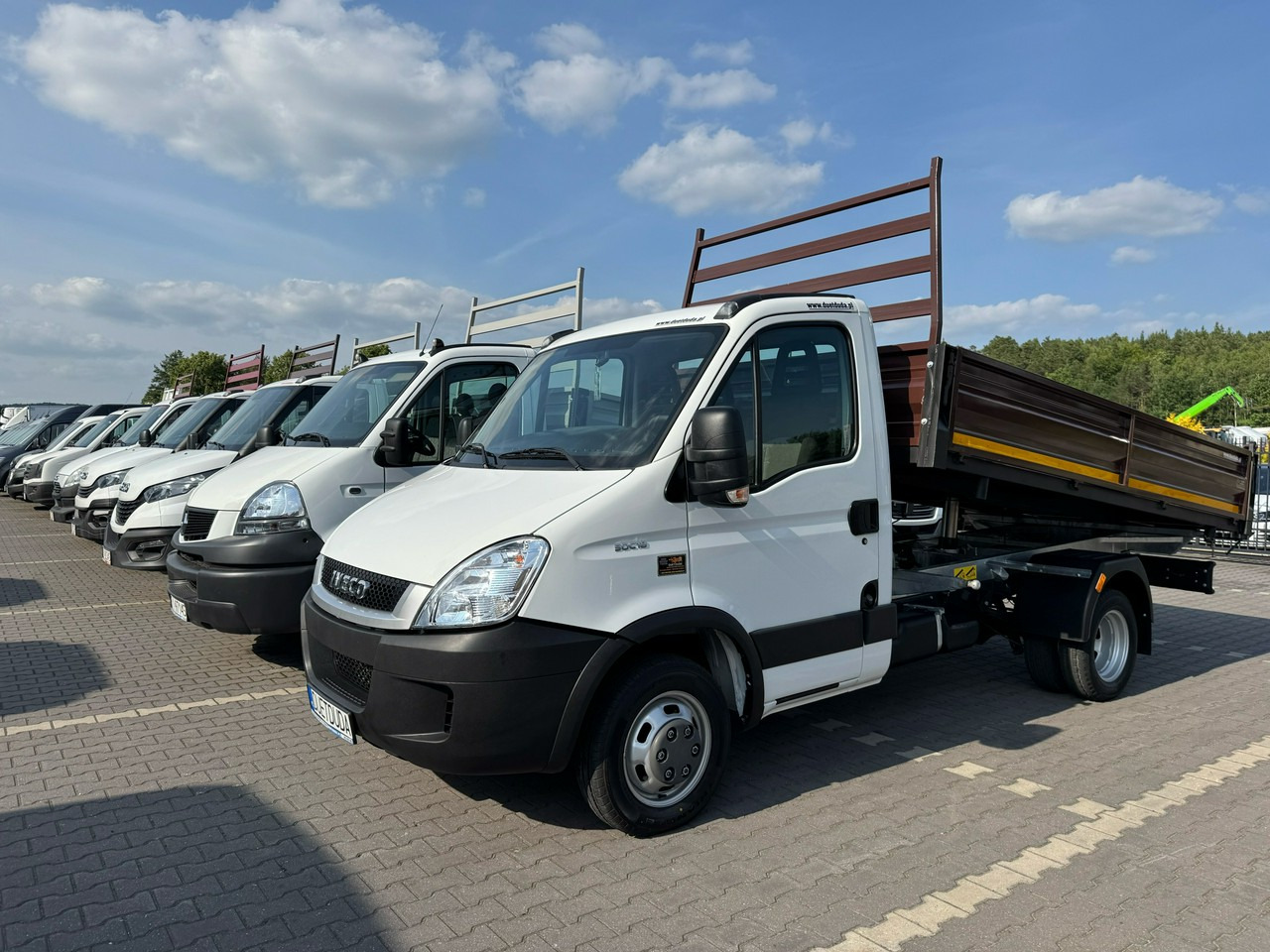 Iveco Daily 50C18 V - Véhicule utilitaire benne: photos 1 Iveco Daily 50C18 V - Véhicule utilitaire benne: photos 1