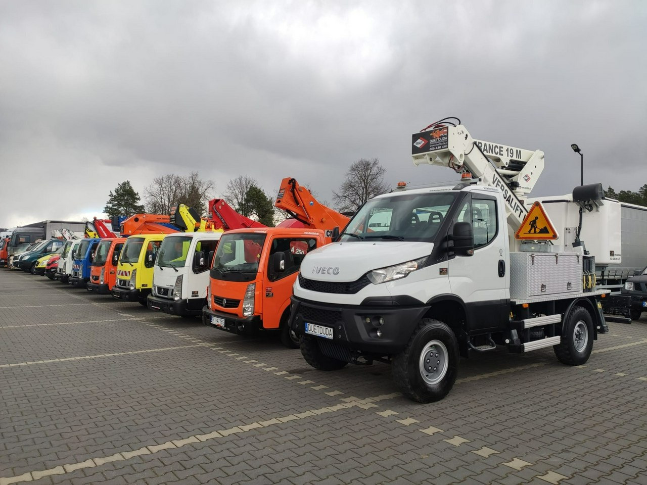 Iveco Daily 55S17W 4x4 Zwyżka 19m Versalift Lat 55 TB Time France - Camion avec nacelle: photos 2 Iveco Daily 55S17W 4x4 Zwyżka 19m Versalift Lat 55 TB Time France - Camion avec nacelle: photos 2