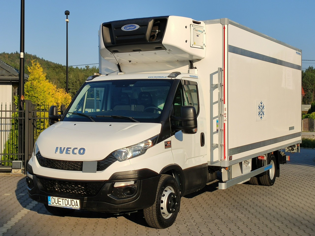 Iveco Daily 70C17 Mroźnia Ściana Grodziowa Multitemperatura - Véhicule utilitaire frigorifique: photos 5 Iveco Daily 70C17 Mroźnia Ściana Grodziowa Multitemperatura - Véhicule utilitaire frigorifique: photos 5