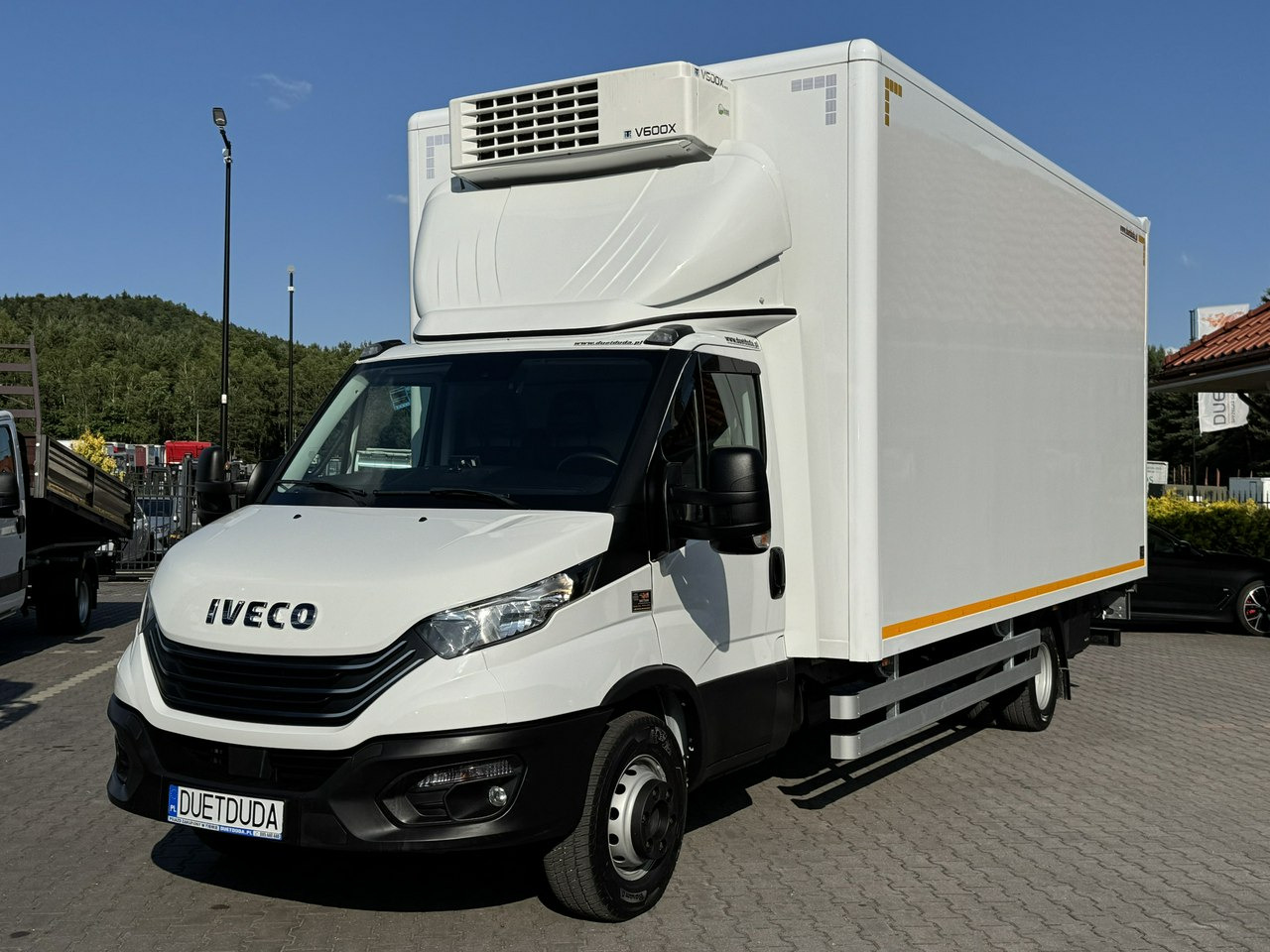 Iveco Daily 72C18 Mroźnia HI-MATIC 14 Euro Palet - Véhicule utilitaire frigorifique: photos 4 Iveco Daily 72C18 Mroźnia HI-MATIC 14 Euro Palet - Véhicule utilitaire frigorifique: photos 4